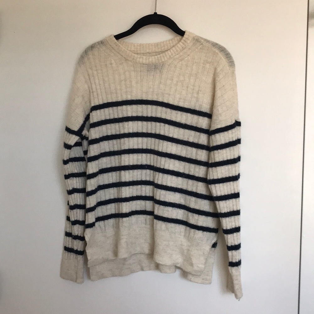 Abercrombie sweater